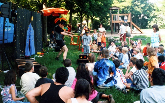 Wim Wolkes Kindertheater im Freien